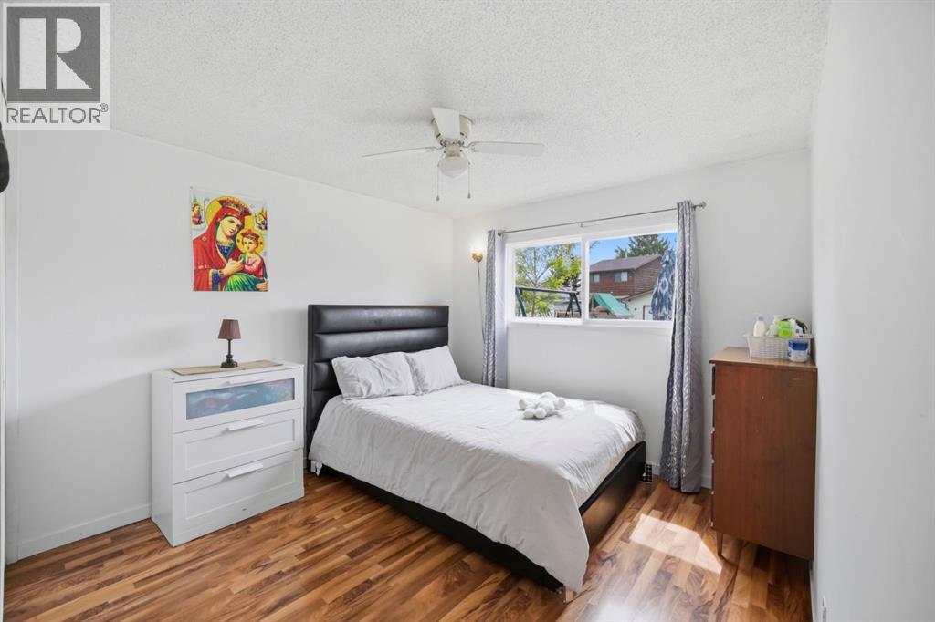 6907 4 Avenue NE - 24