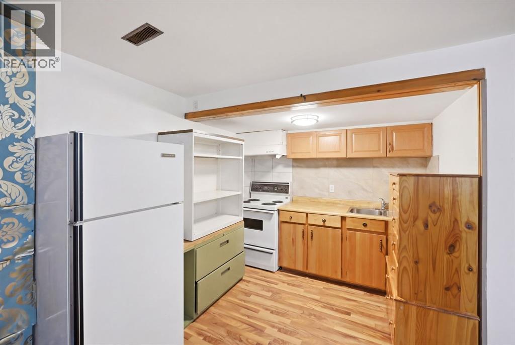 6907 4 Avenue NE - 30