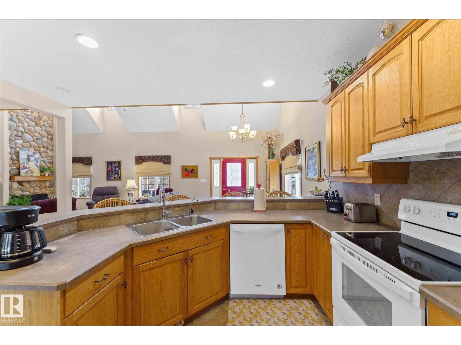 #460 48057 RGE RD 272 - 14