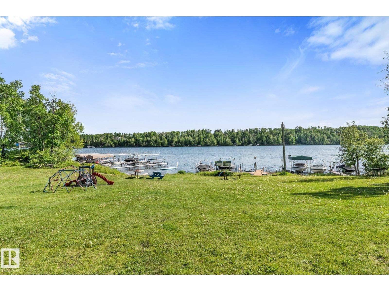 #460 48057 RGE RD 272 - 51