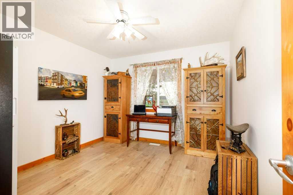 409, 41251 Range Road 210 - 16
