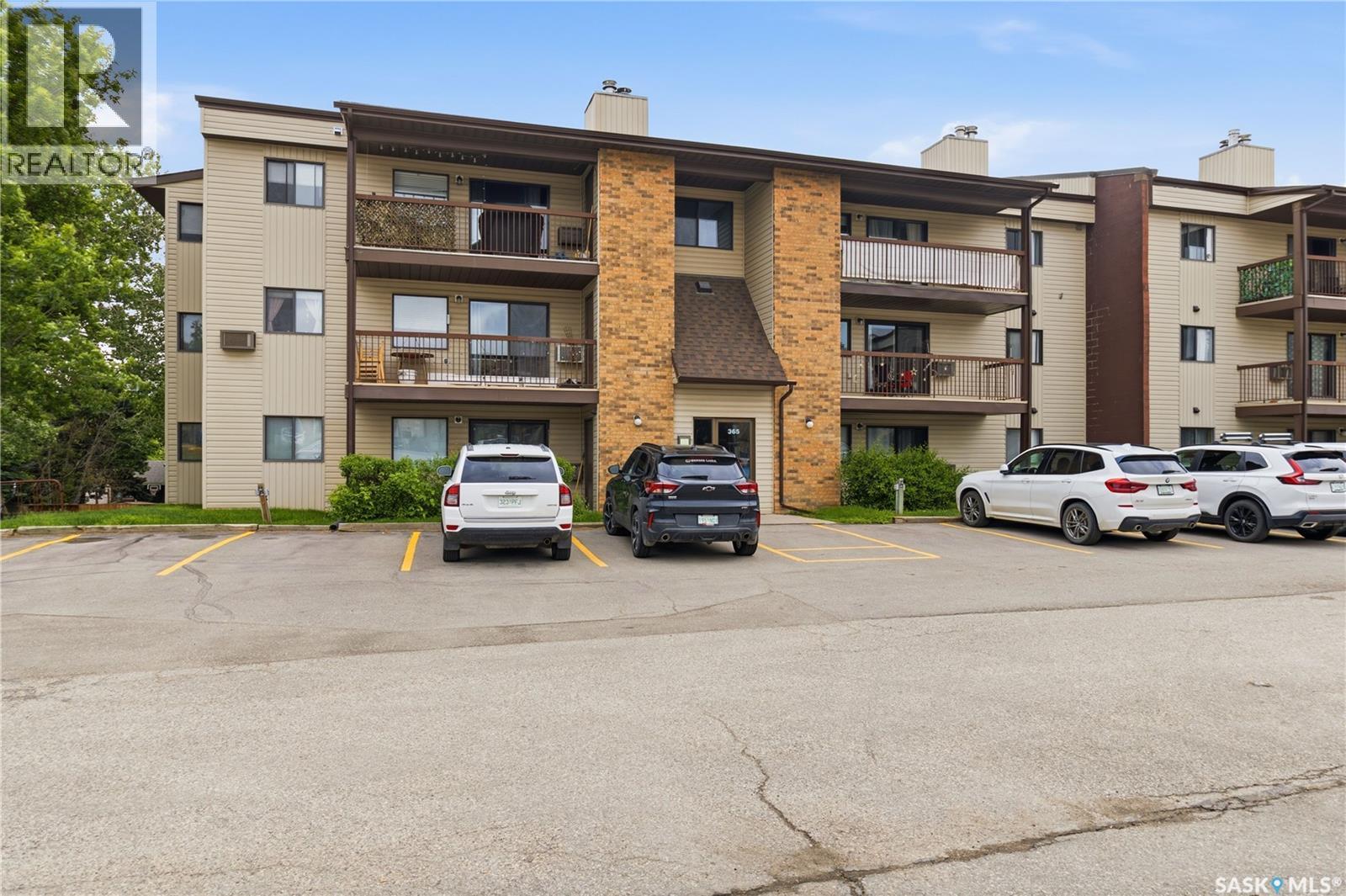203 365 Kingsmere BOULEVARD - photo 2