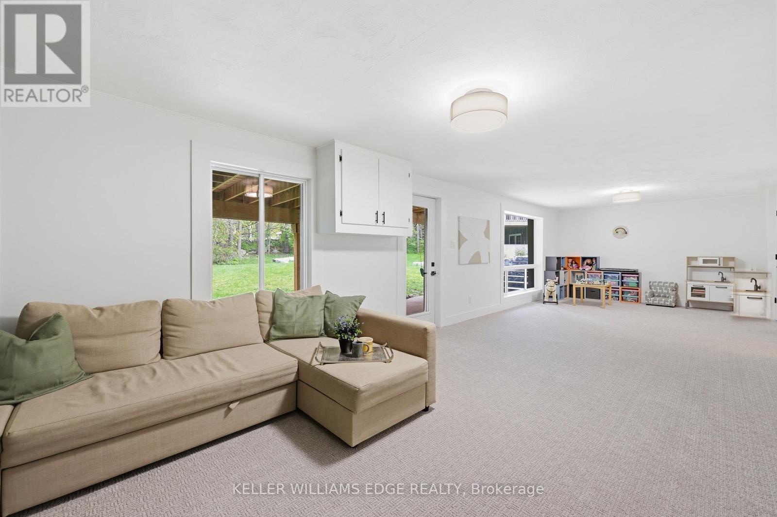 25 SHADYWOOD LANE - 29