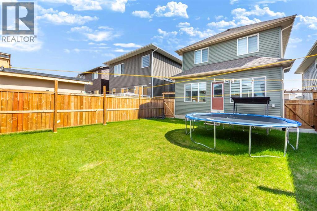 32 Saddlestone Way NE - 34