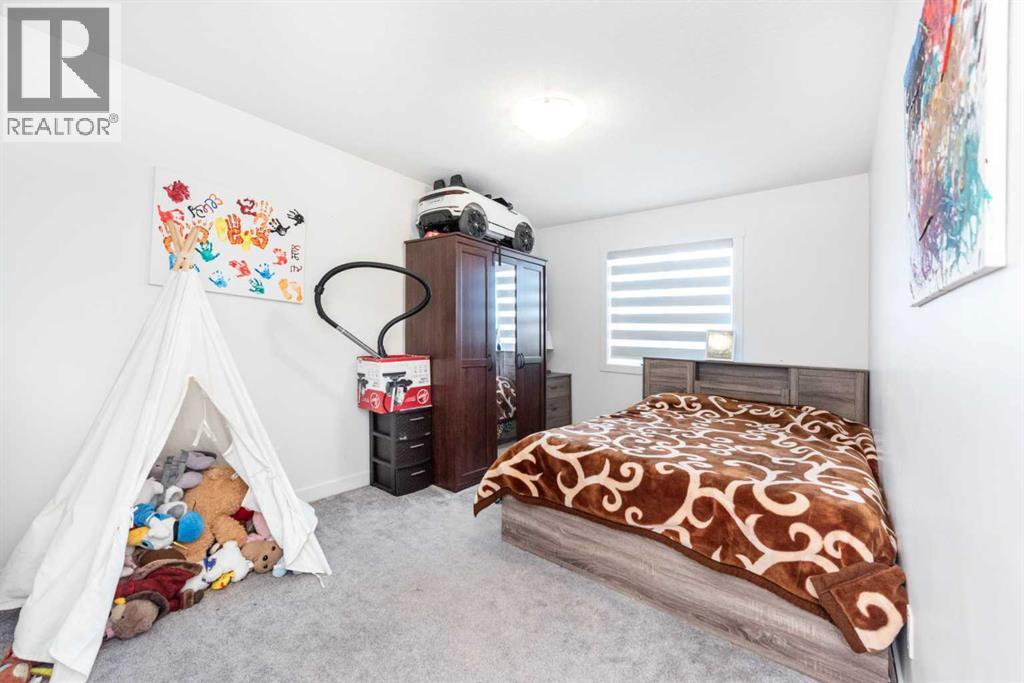32 Saddlestone Way NE - 22