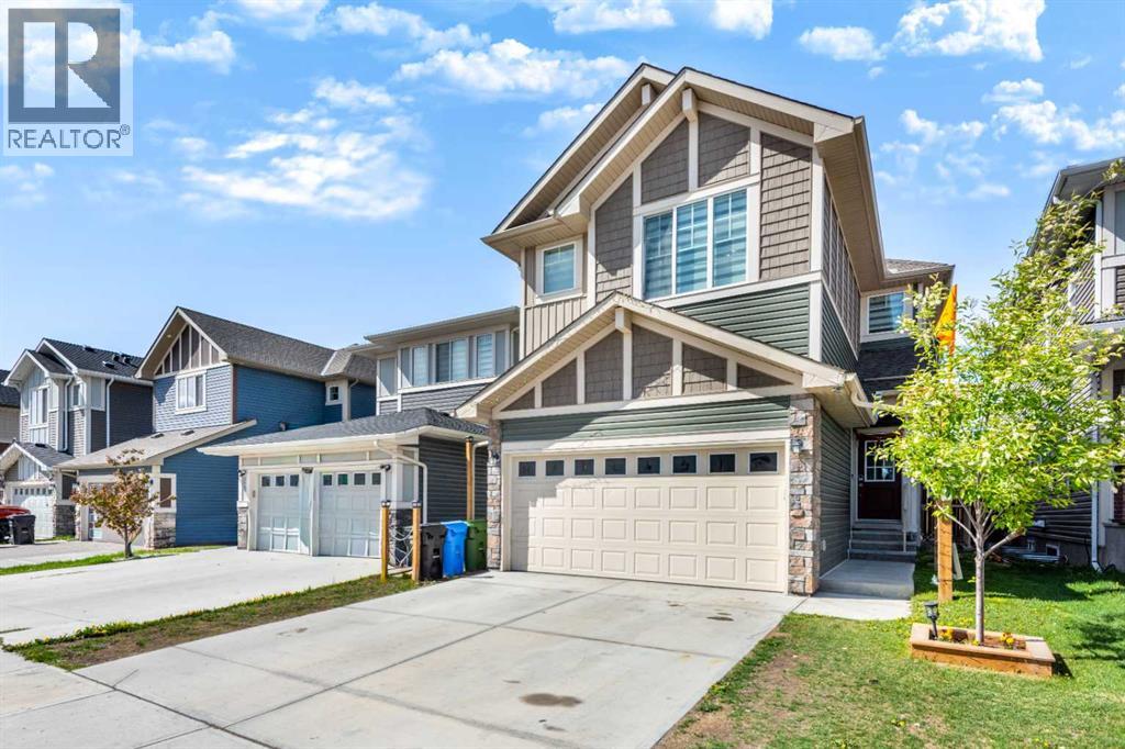 32 Saddlestone Way NE - 2