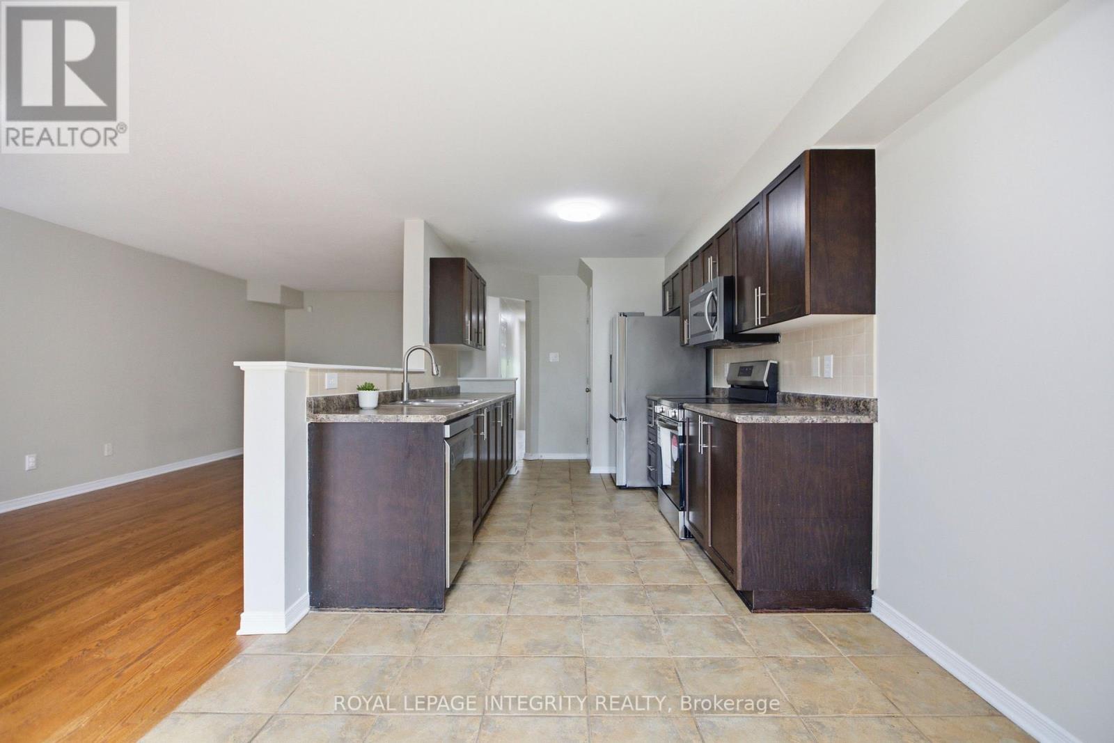 3 Bed, 3 Bath House for Sale in Ottawa – 354 ROLLING MEADOW CRESCENT, Ottawa – MLS# X13442128 - Image 9