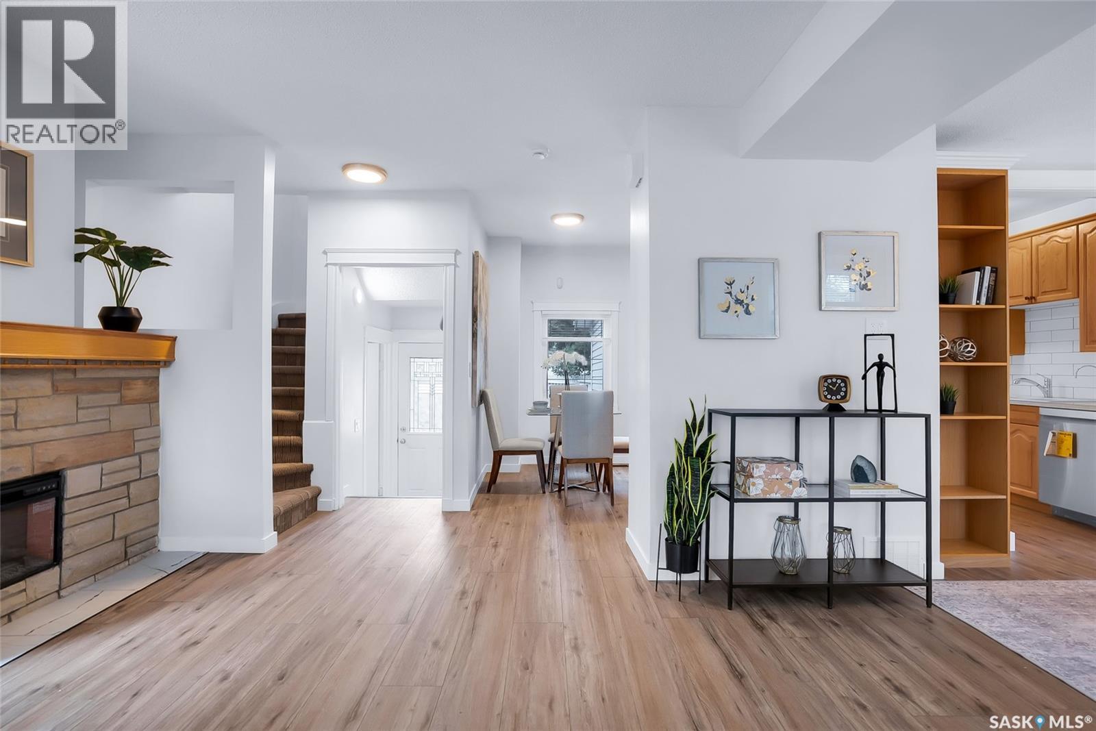 1121 B AVENUE N - 7