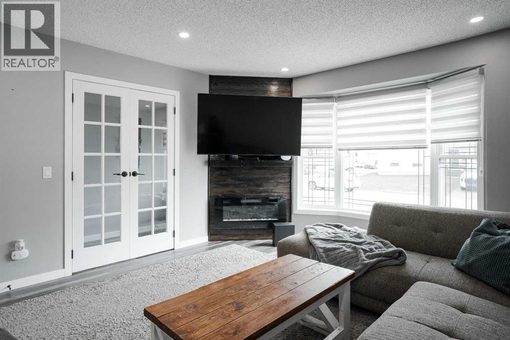 210 Leigh Crescent, Fort McMurray