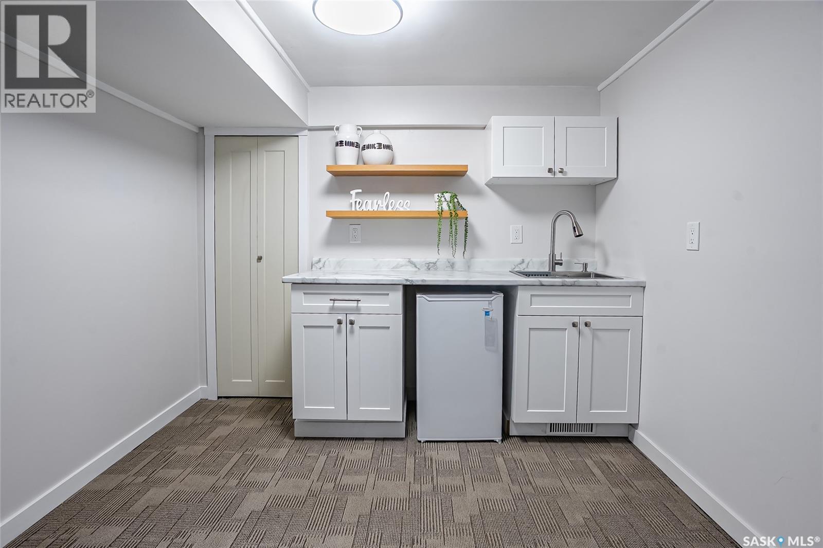 1121 B AVENUE N - 39