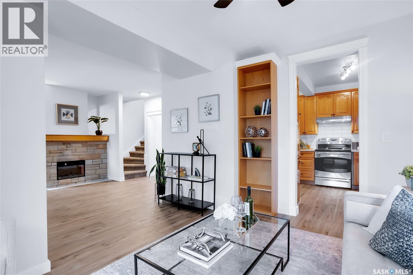 1121 B AVENUE N - 13