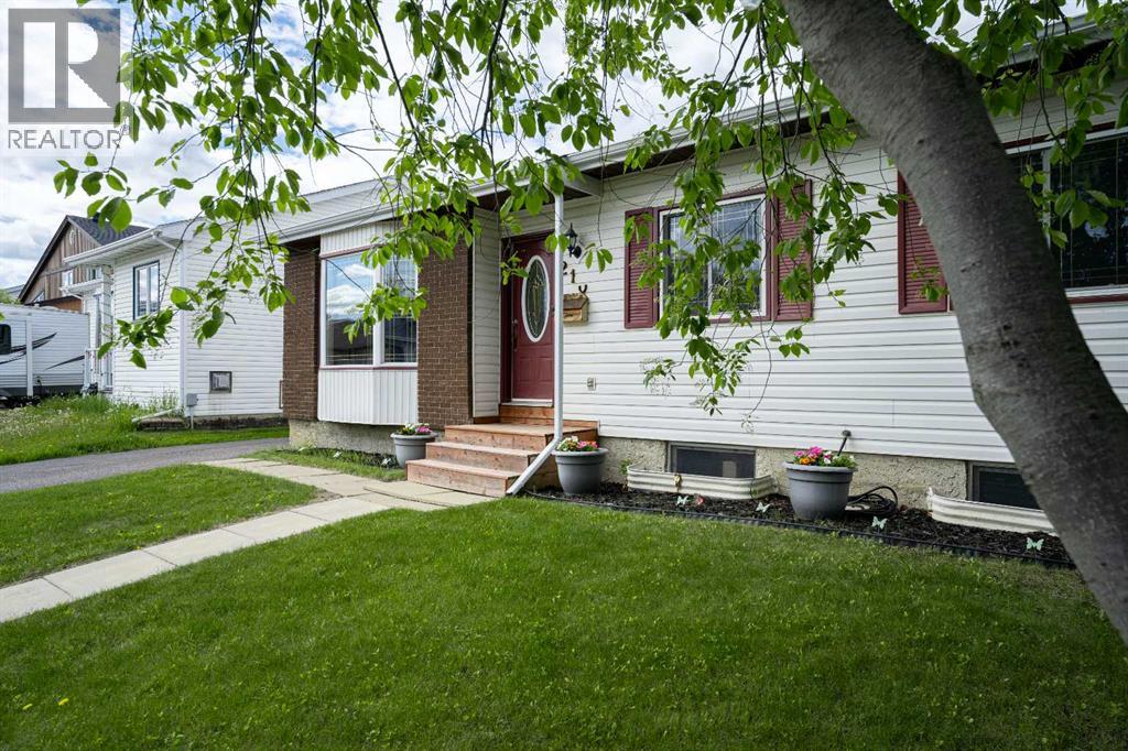 210 Leigh Crescent, Fort McMurray