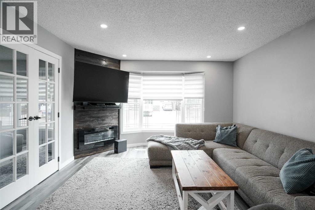 210 Leigh Crescent, Fort McMurray