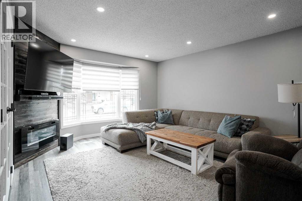 210 Leigh Crescent, Fort McMurray