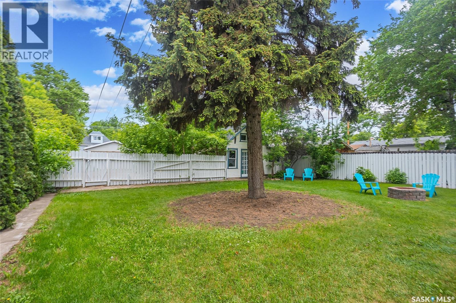 1121 B AVENUE N - 45