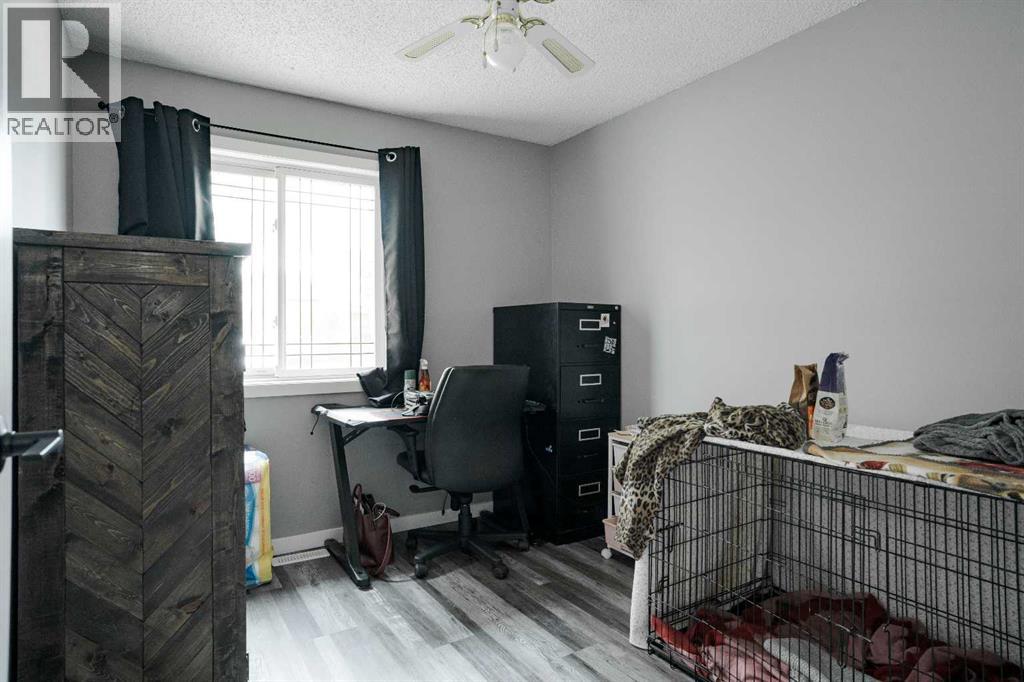 210 Leigh Crescent, Fort McMurray
