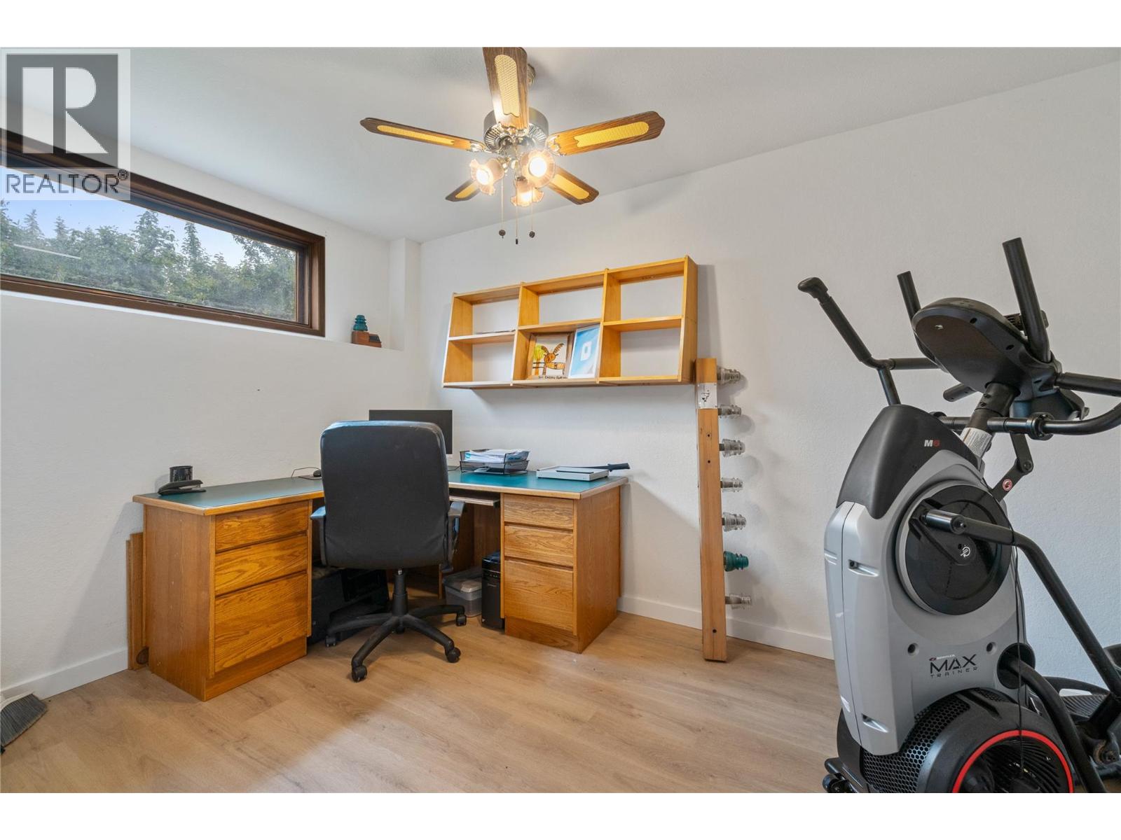 5851 20 Avenue NE - 42