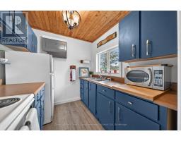 3228 Twelve Mile Bay Road, Georgian Bay, ON P0C1H0 Photo 15