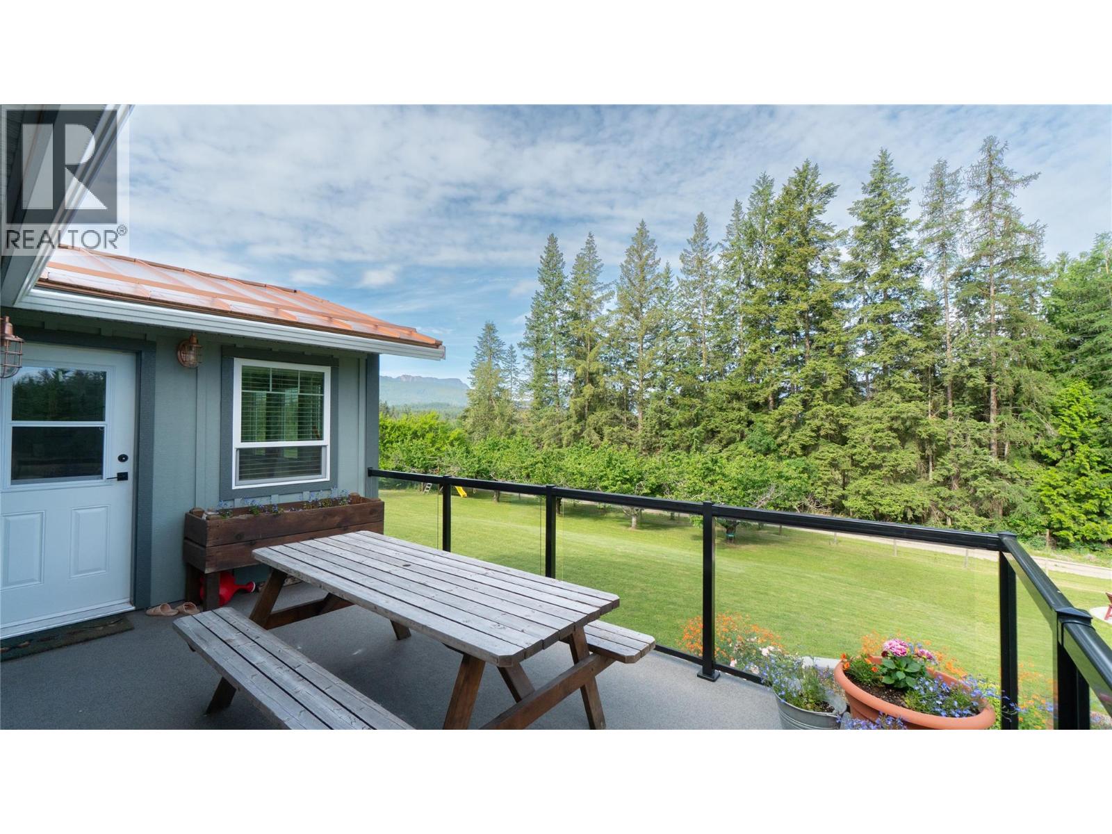 5851 20 Avenue NE - 68