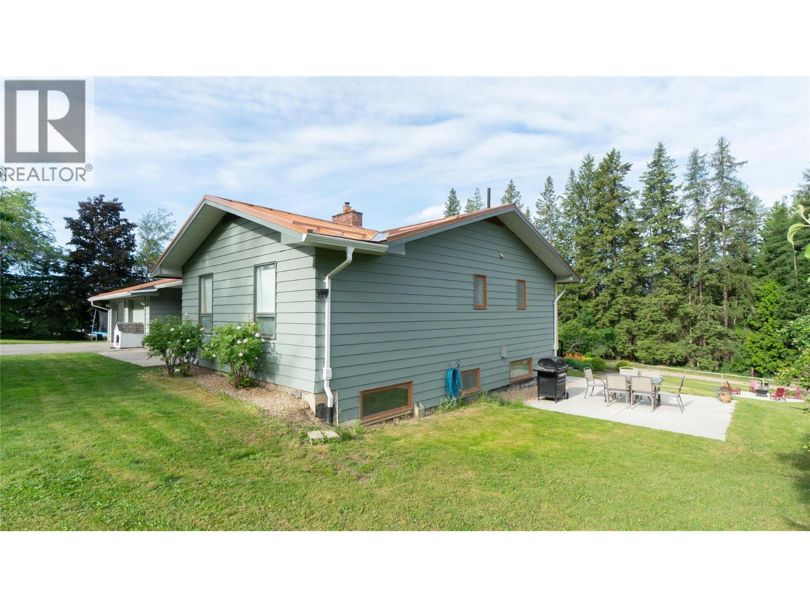 5851 20 Avenue NE - 73