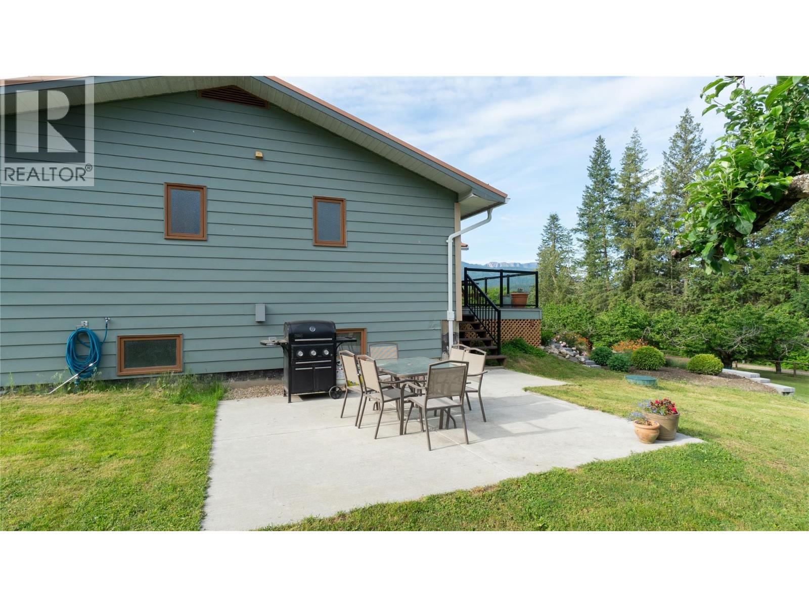 5851 20 Avenue NE - 71