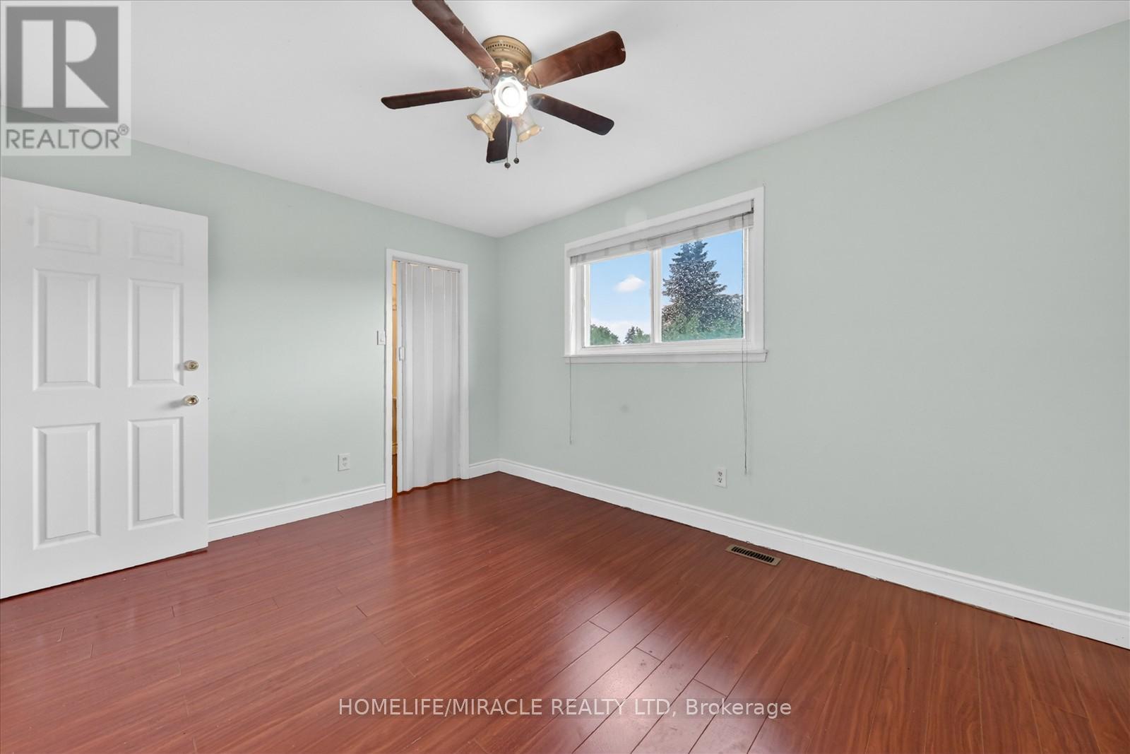 42 NAHANNI TERRACE - 22