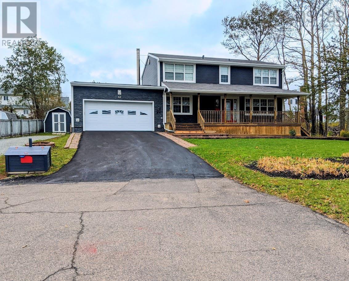 62 MACLAUGHLIN Drive - 1