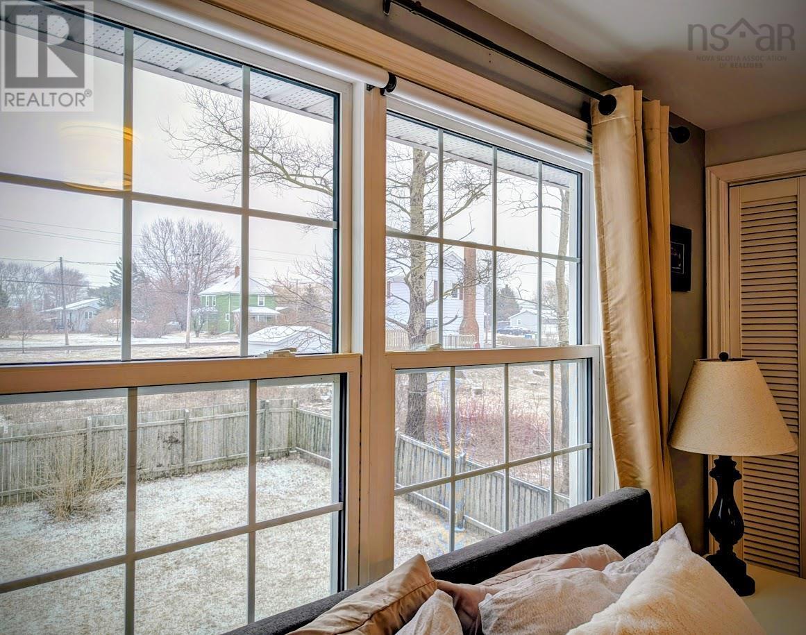 62 MACLAUGHLIN Drive - 29