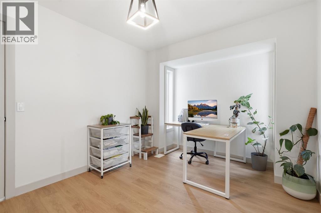 1506 Riverside Drive NW — photo 15