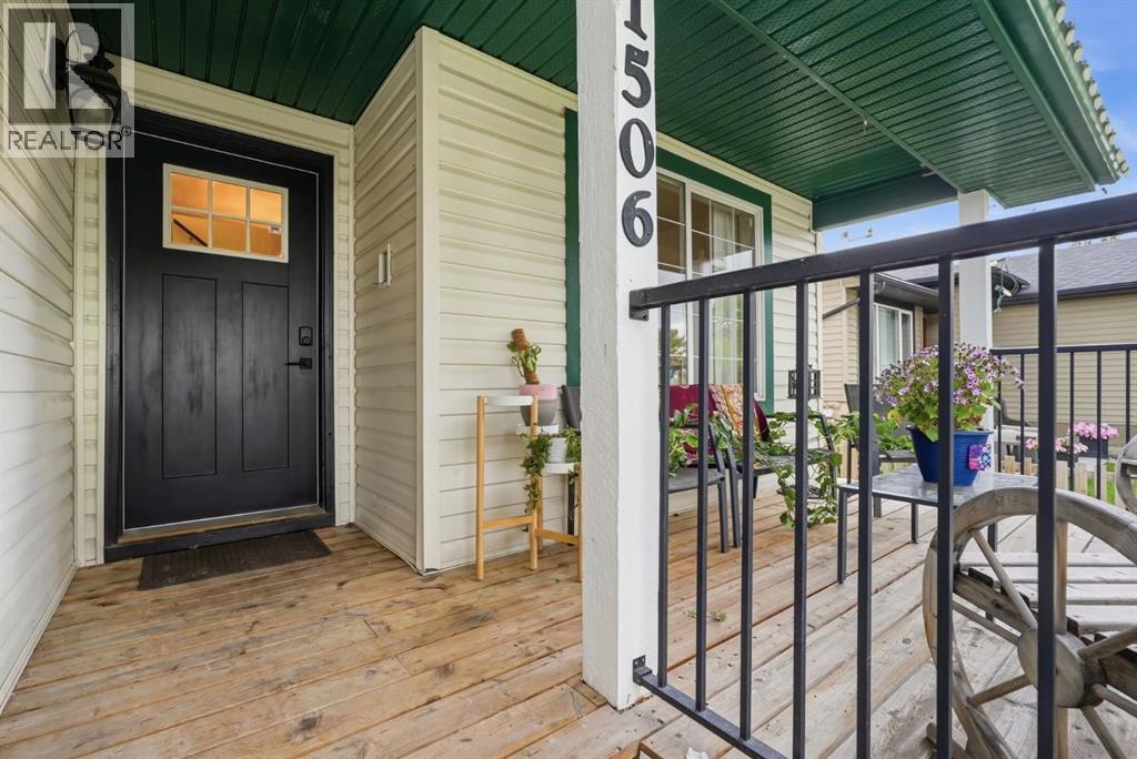 1506 Riverside Drive NW - photo 2