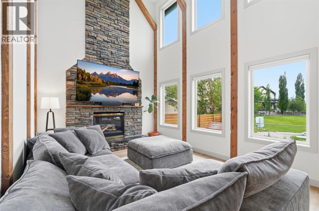 1506 Riverside Drive NW - photo 3