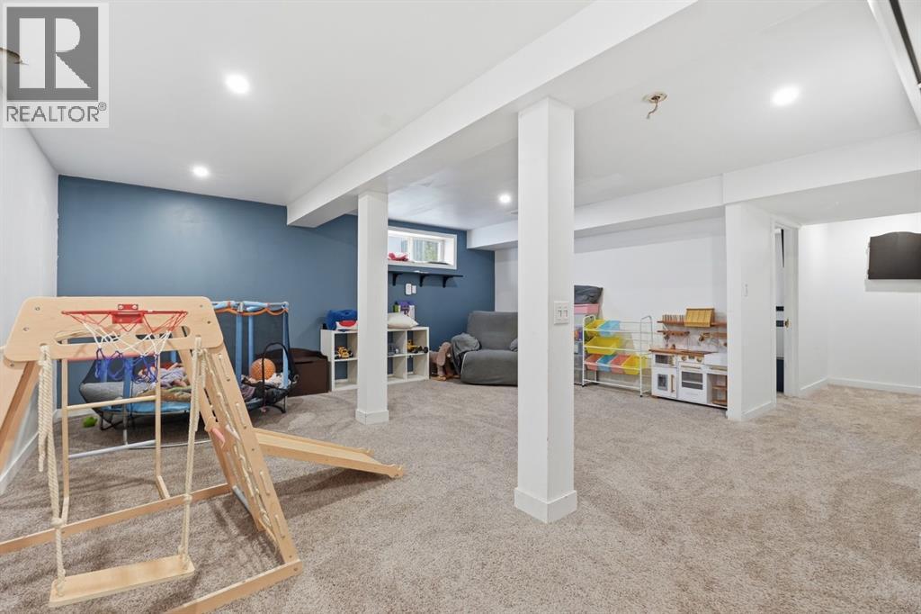 1506 Riverside Drive NW — photo 35