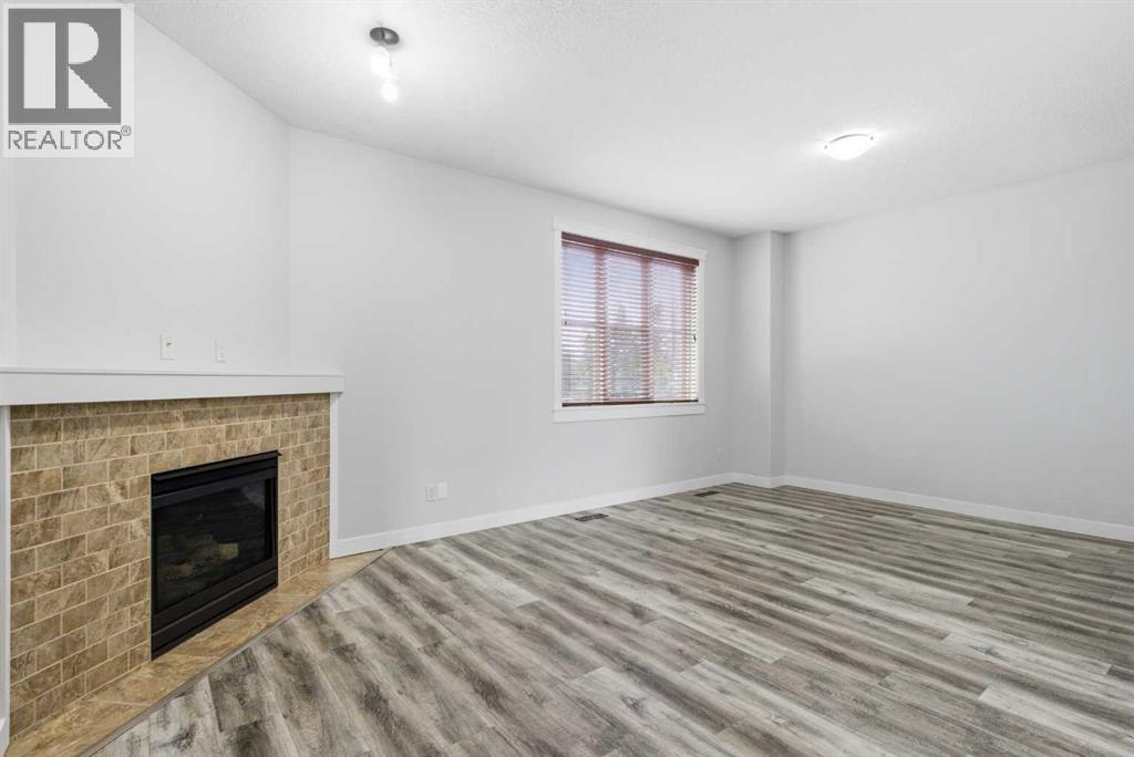 2120 21 Avenue — photo 23