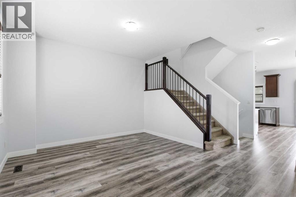 2120 21 Avenue — photo 27