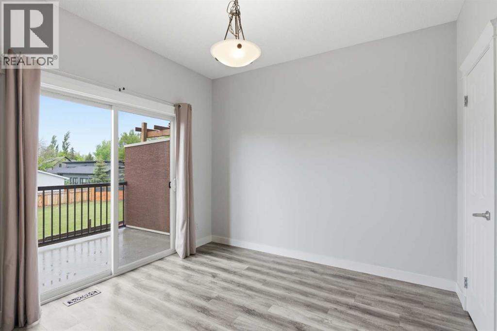 2120 21 Avenue — photo 15