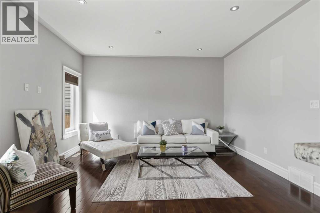 family room off kitchen