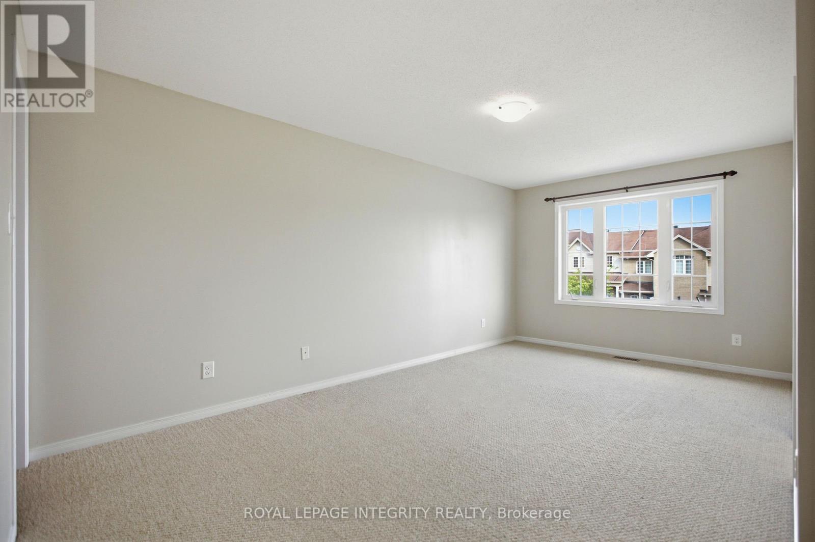 3 Bed, 3 Bath House for Rent in Ottawa – 354 ROLLING MEADOW CRESCENT, Ottawa – MLS# X13442142 - Image 14