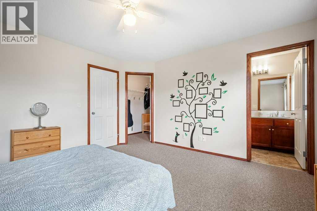 44 Everridge Way SW — photo 17