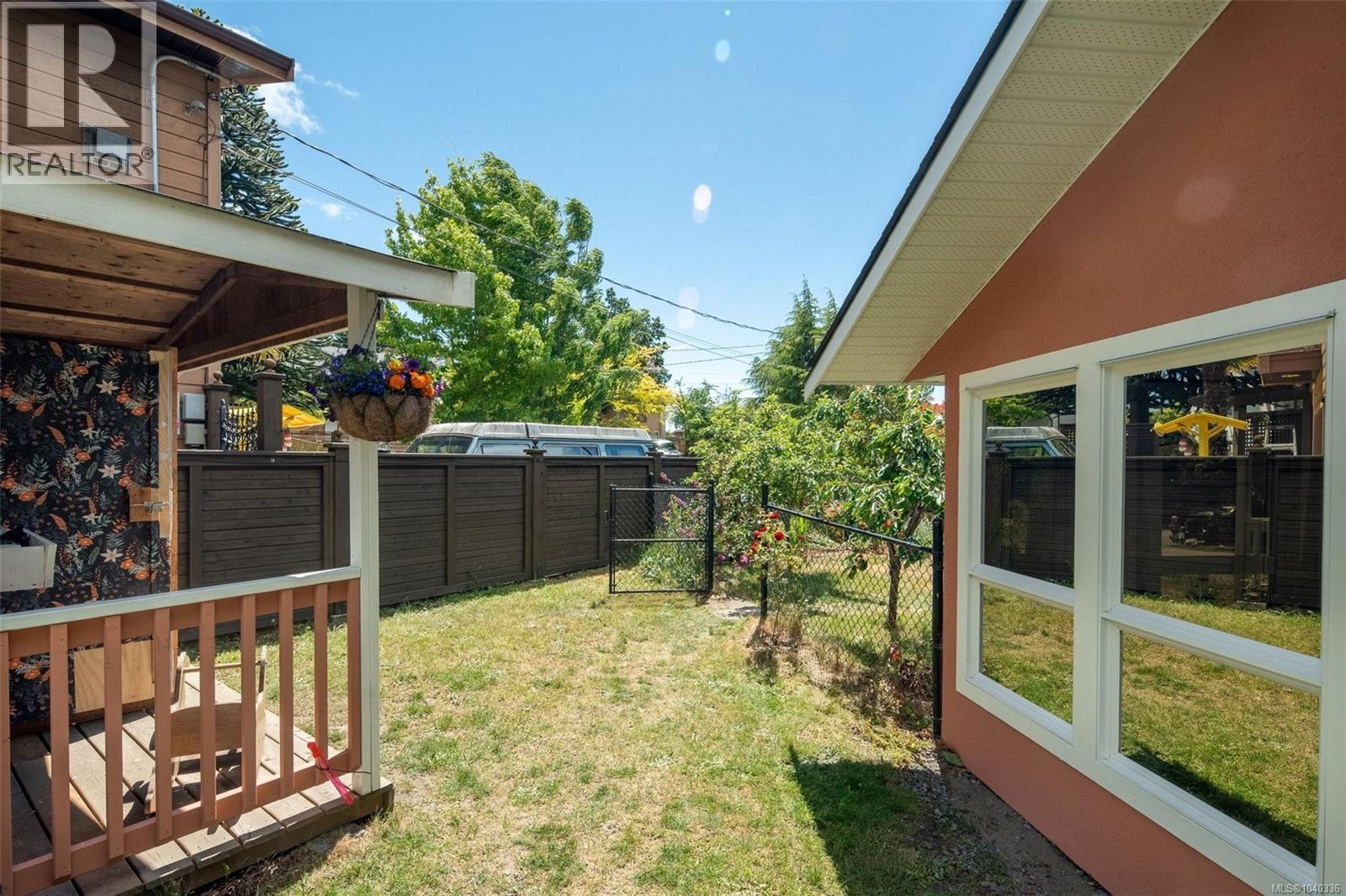  335 Damon Drive, View Royal