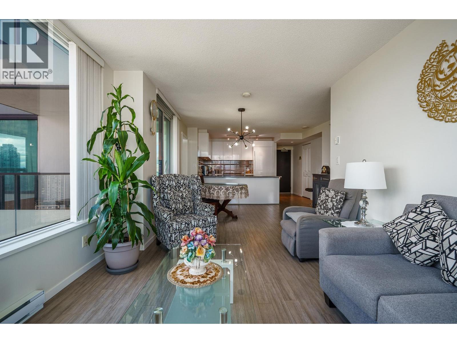 3007 6658 DOW AVENUE, Burnaby