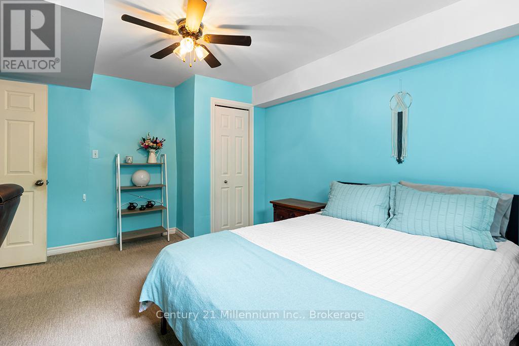 245650 22 SIDE ROAD - 36