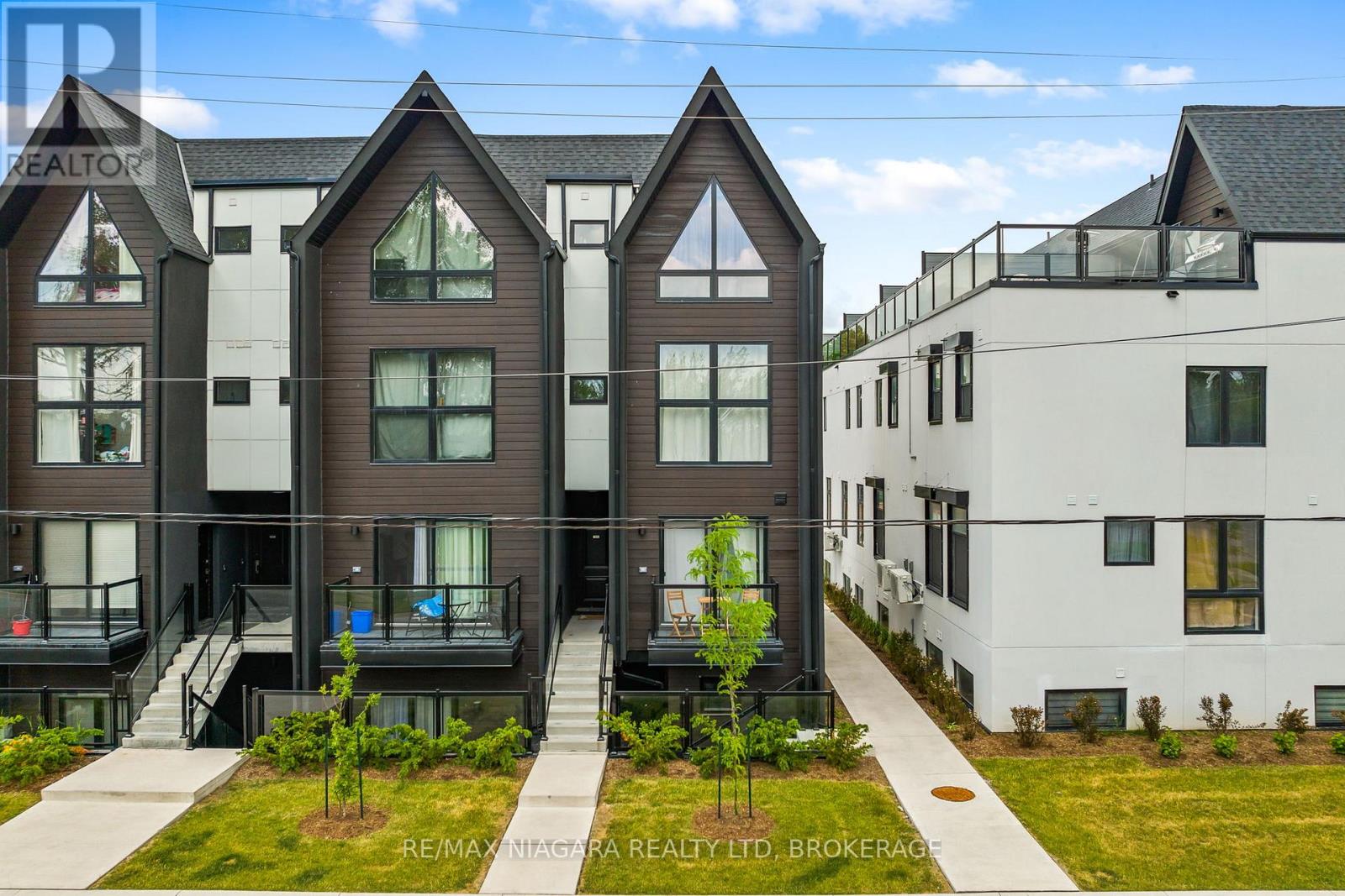 #209 7277 WILSON CRESCENT - 17