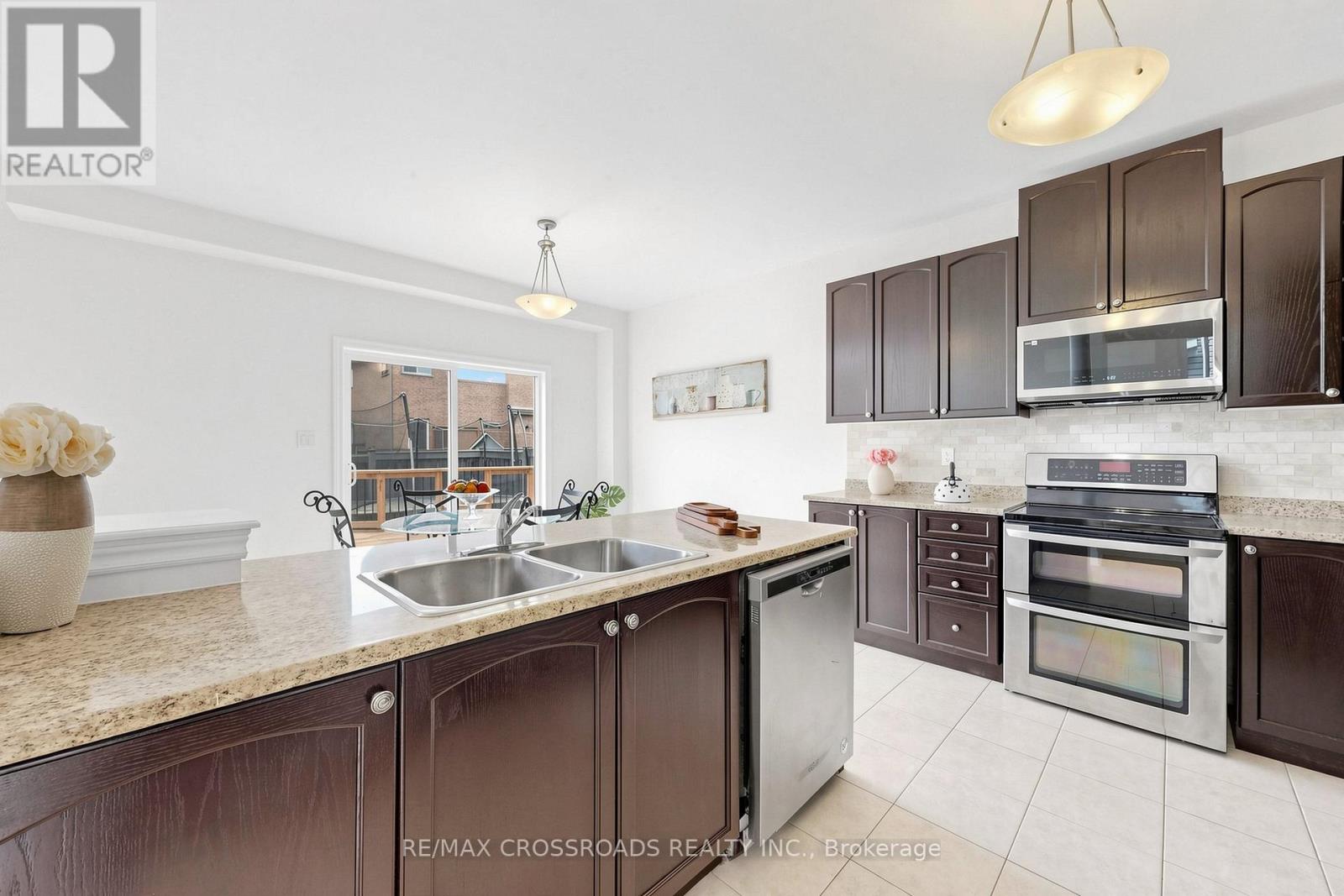 55 JOHN LINK AVENUE - 15