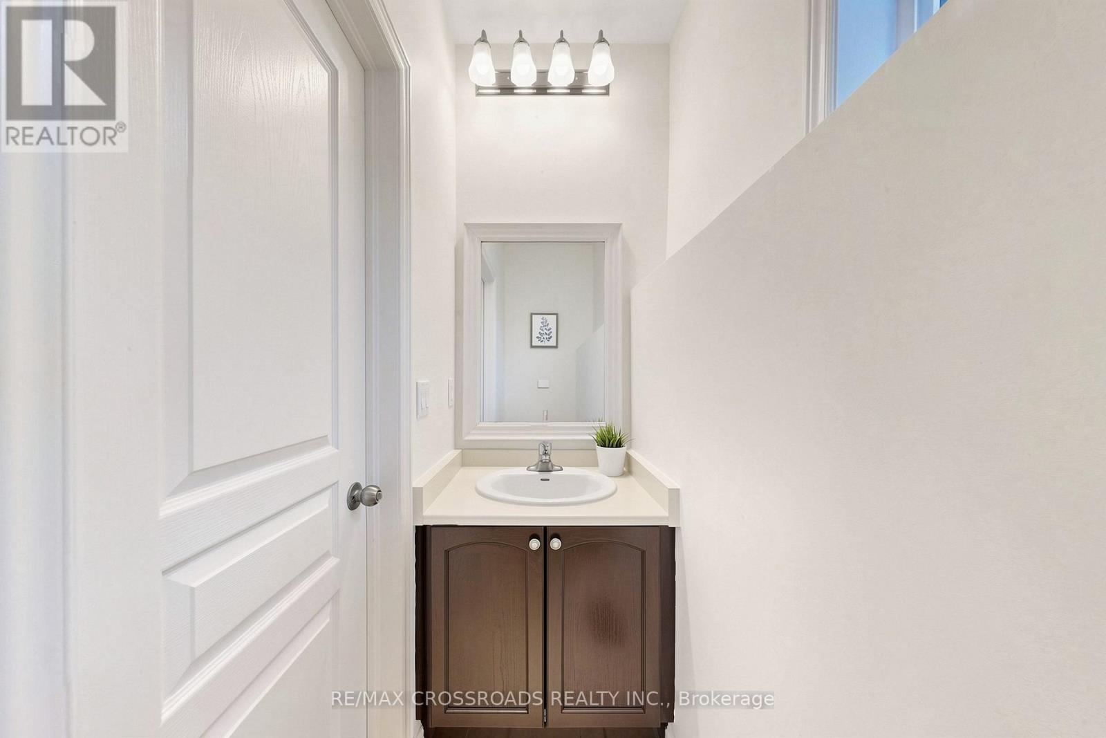 55 JOHN LINK AVENUE - 44
