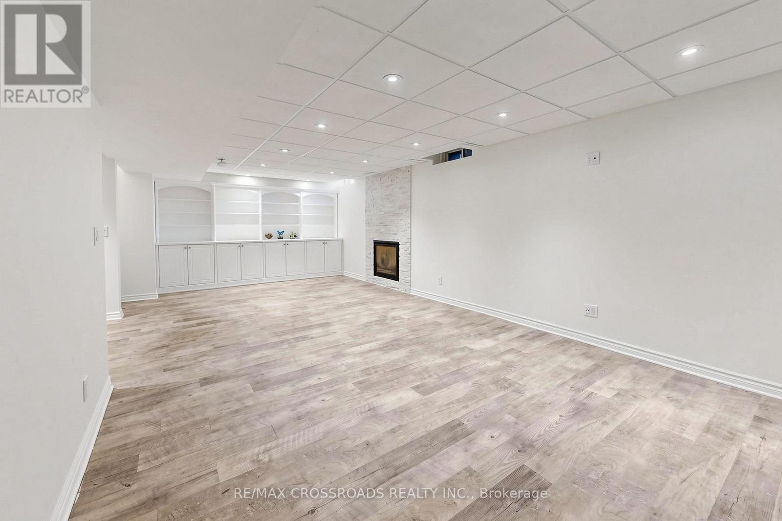 55 JOHN LINK AVENUE - 46
