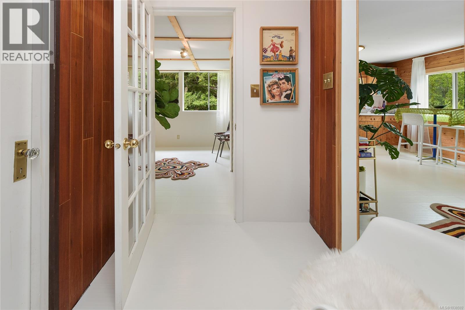  222 Skana Gate Road, Mayne Island