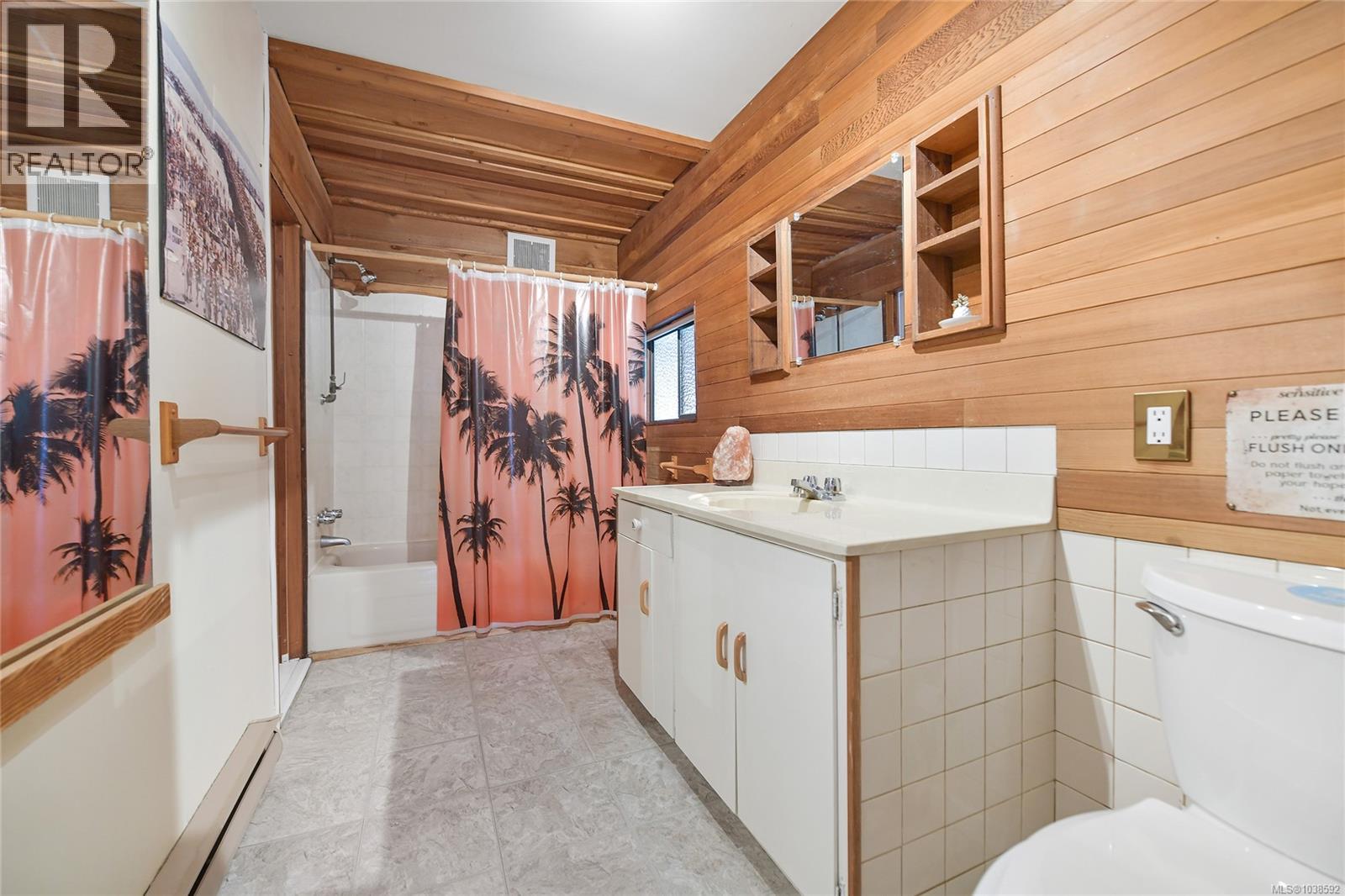  222 Skana Gate Road, Mayne Island