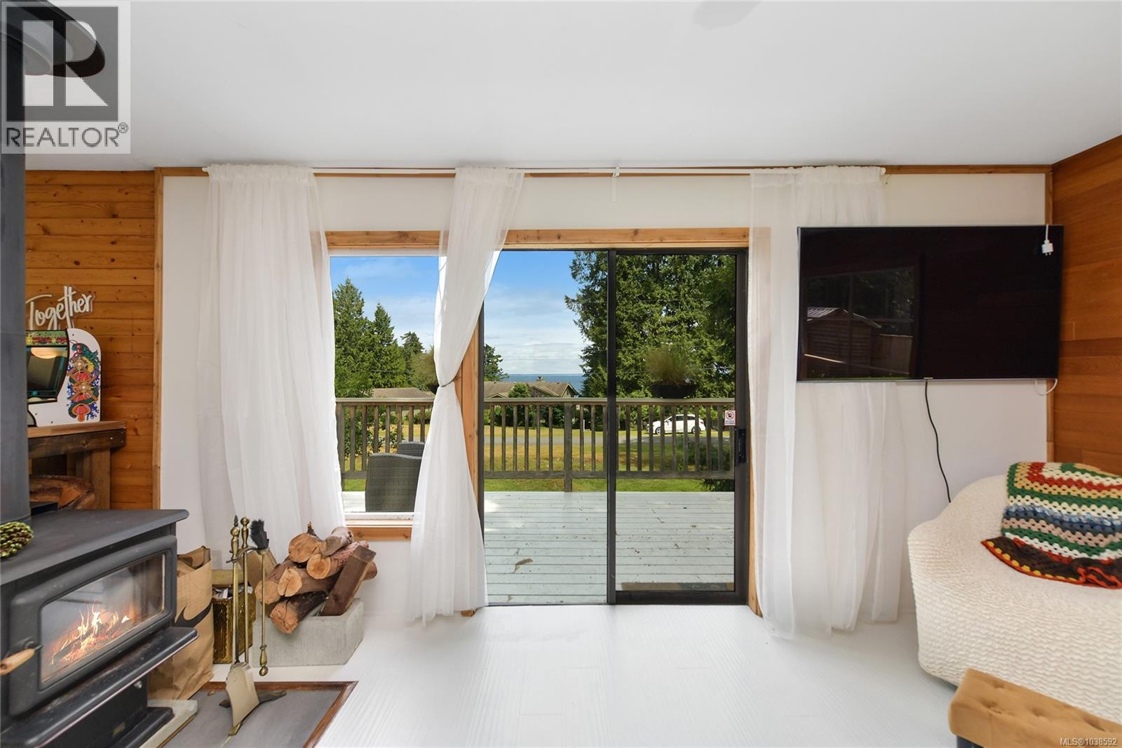  222 Skana Gate Road, Mayne Island