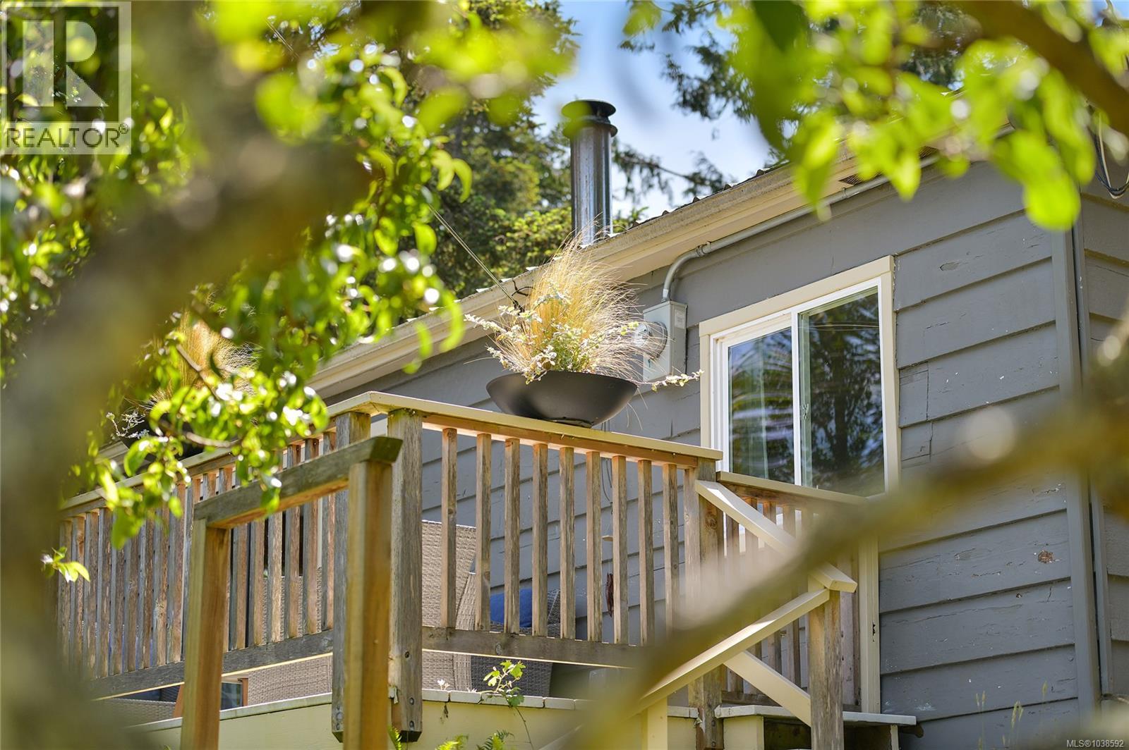  222 Skana Gate Road, Mayne Island