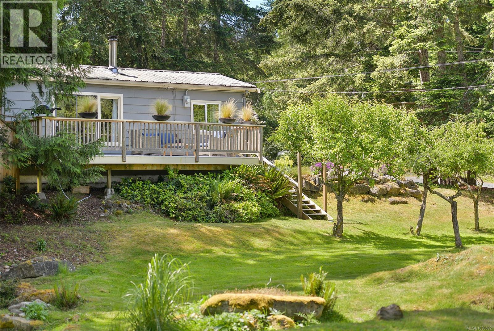  222 Skana Gate Road, Mayne Island